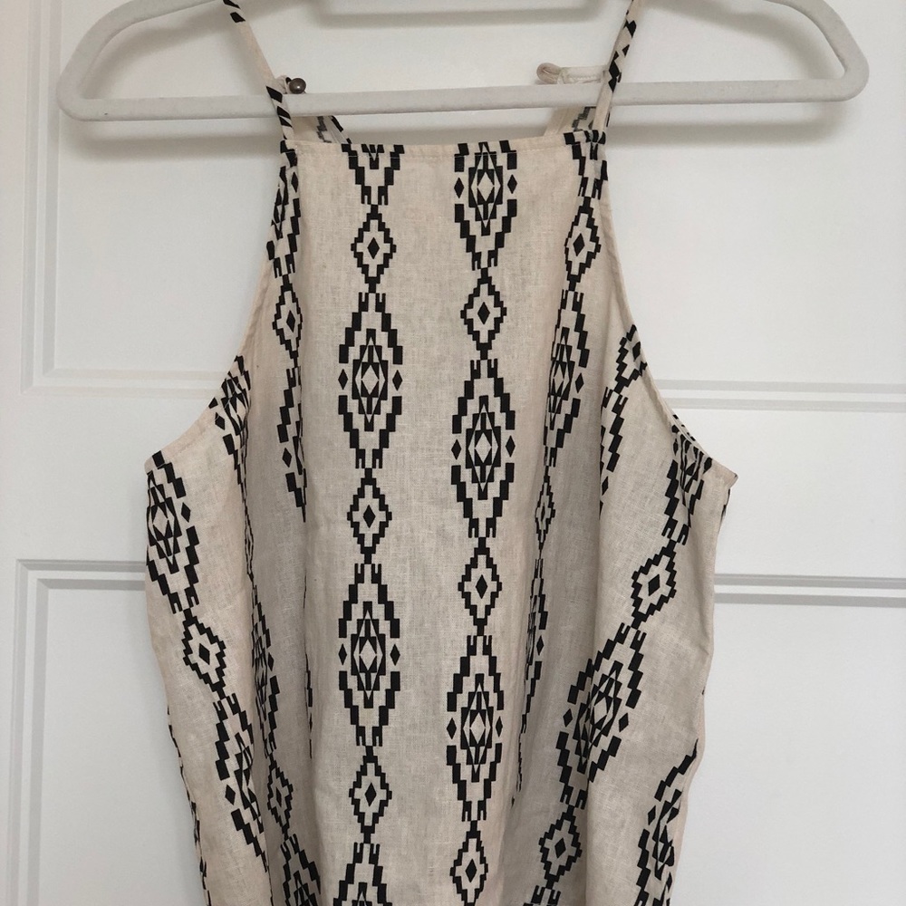 Black and white patterned crop top!